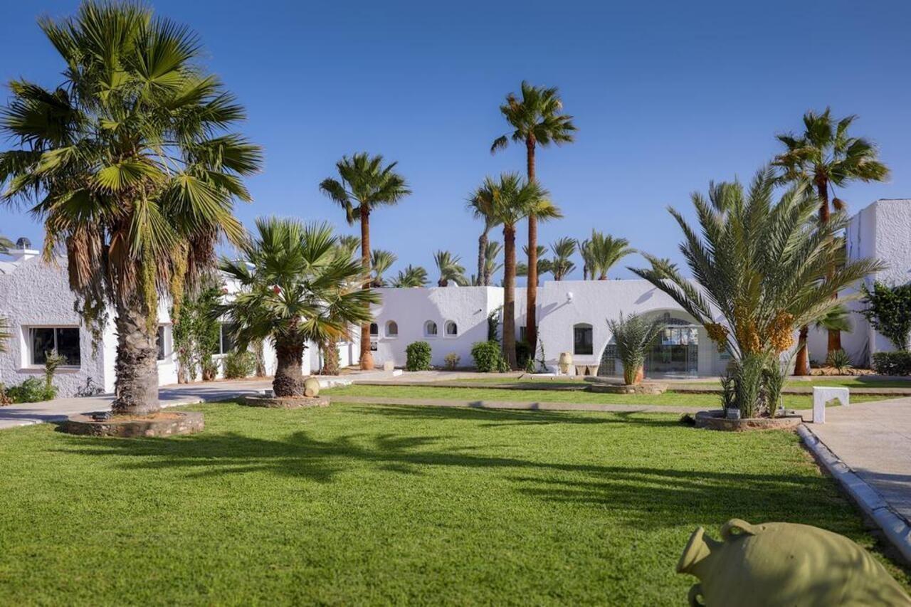 Hari Club Beach Resort Aghīr Dış mekan fotoğraf