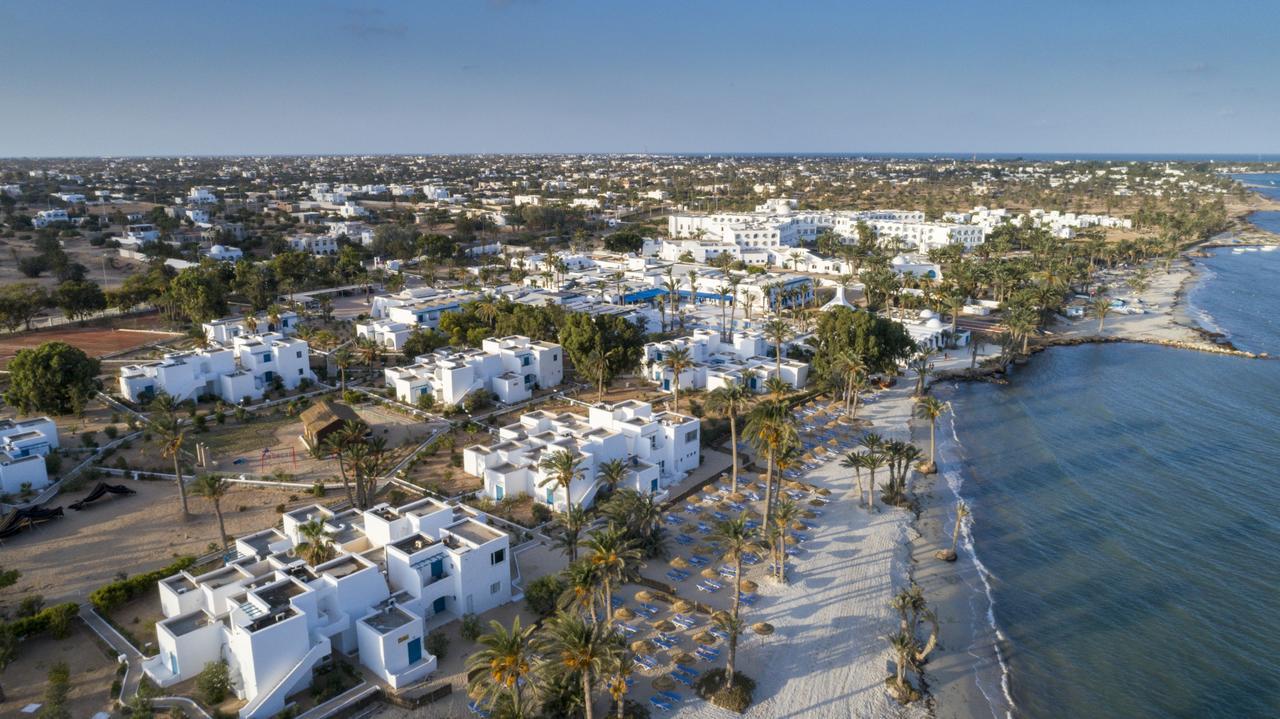 Hari Club Beach Resort Aghīr Dış mekan fotoğraf