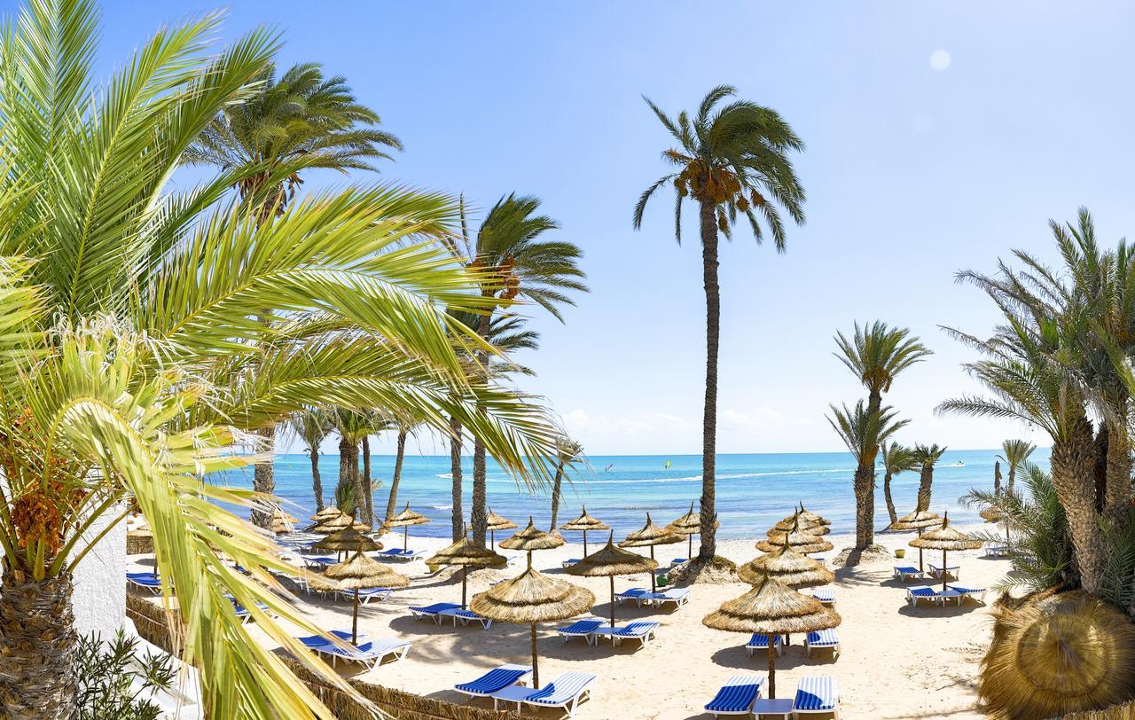 Hari Club Beach Resort Aghīr Dış mekan fotoğraf
