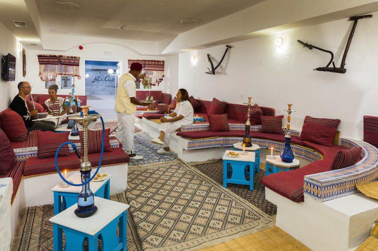 Hari Club Beach Resort Aghīr Dış mekan fotoğraf