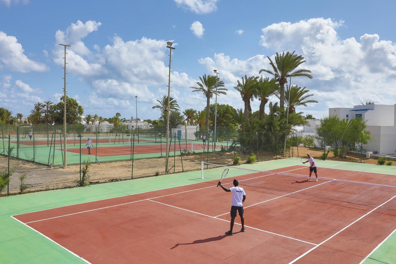 Hari Club Beach Resort Aghīr Dış mekan fotoğraf