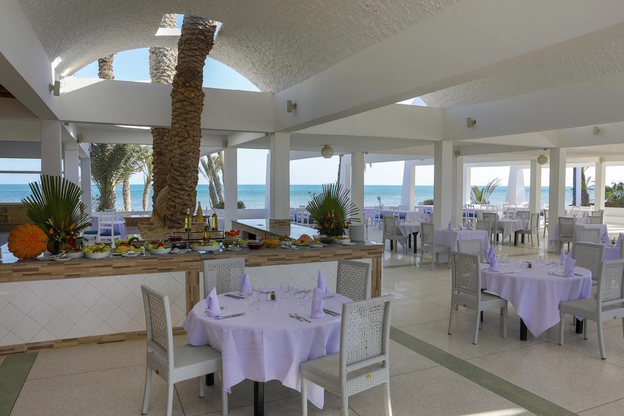 Hari Club Beach Resort Aghīr Dış mekan fotoğraf