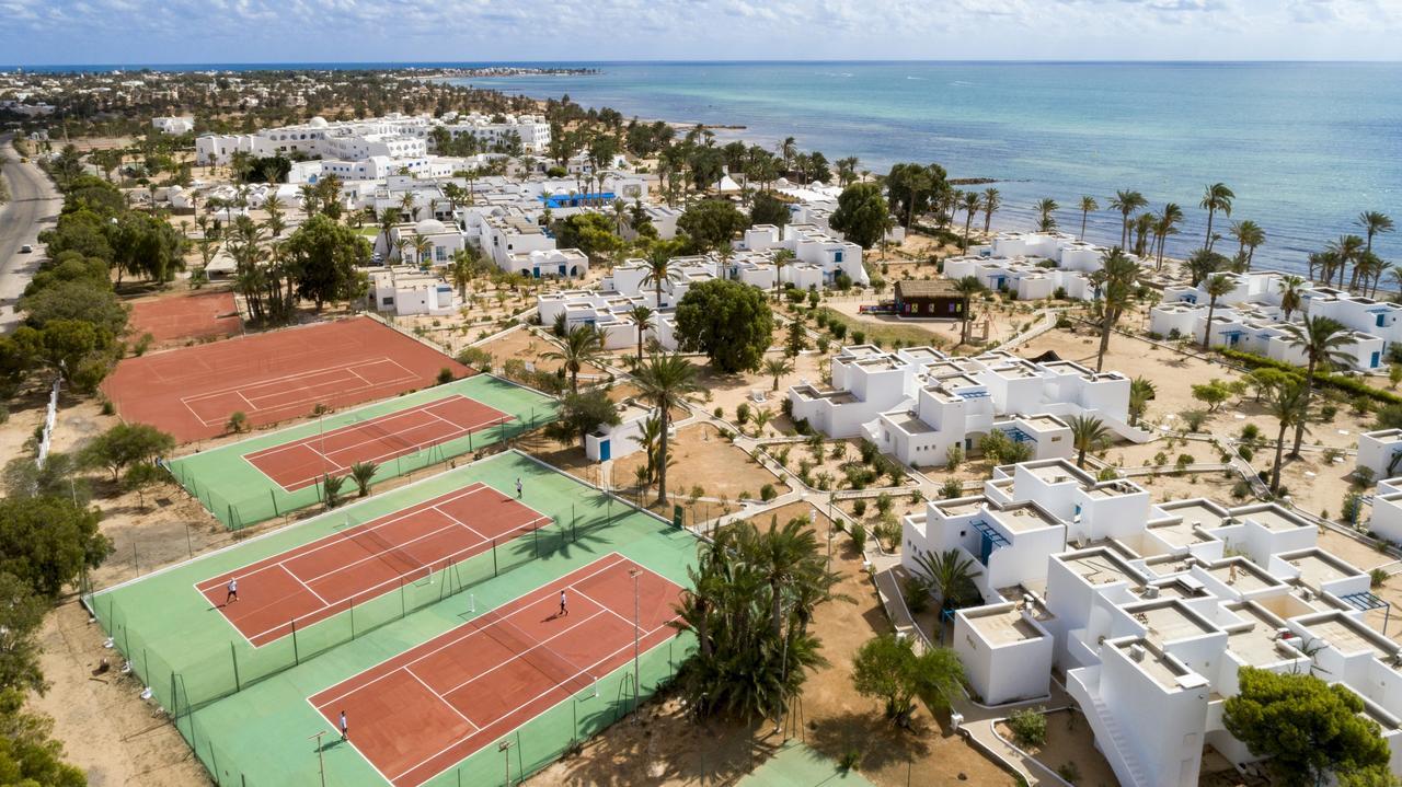 Hari Club Beach Resort Aghīr Dış mekan fotoğraf