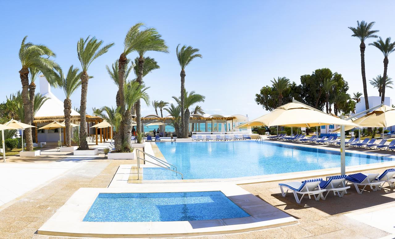 Hari Club Beach Resort Aghīr Dış mekan fotoğraf