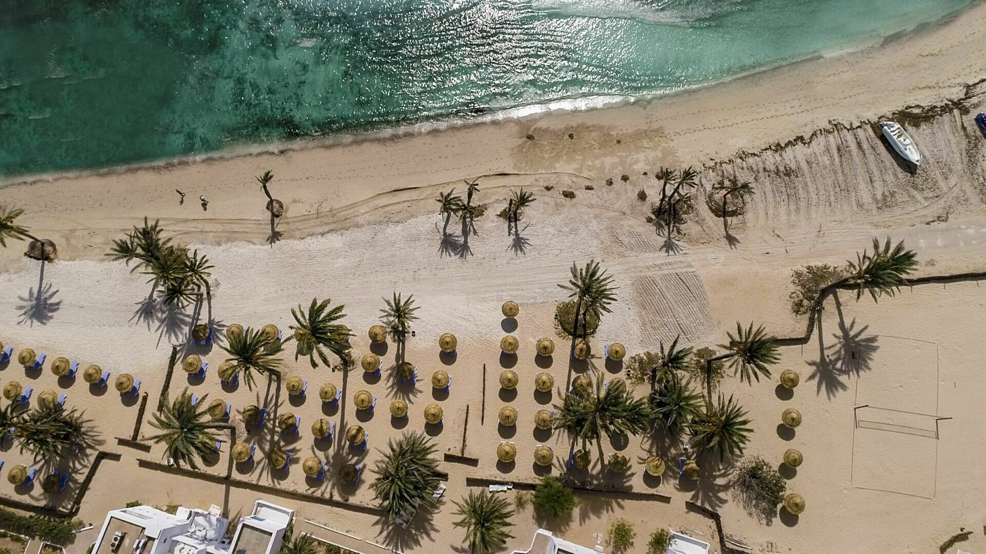 Hari Club Beach Resort Aghīr Dış mekan fotoğraf